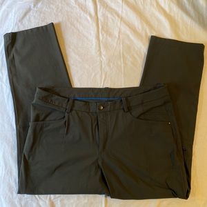 Lululemon ABC Pants - Men’s 40x32 - Grey (Warpstreme)
